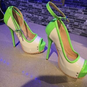 Neon green 💚  & white heels- st. Patty's great addition.